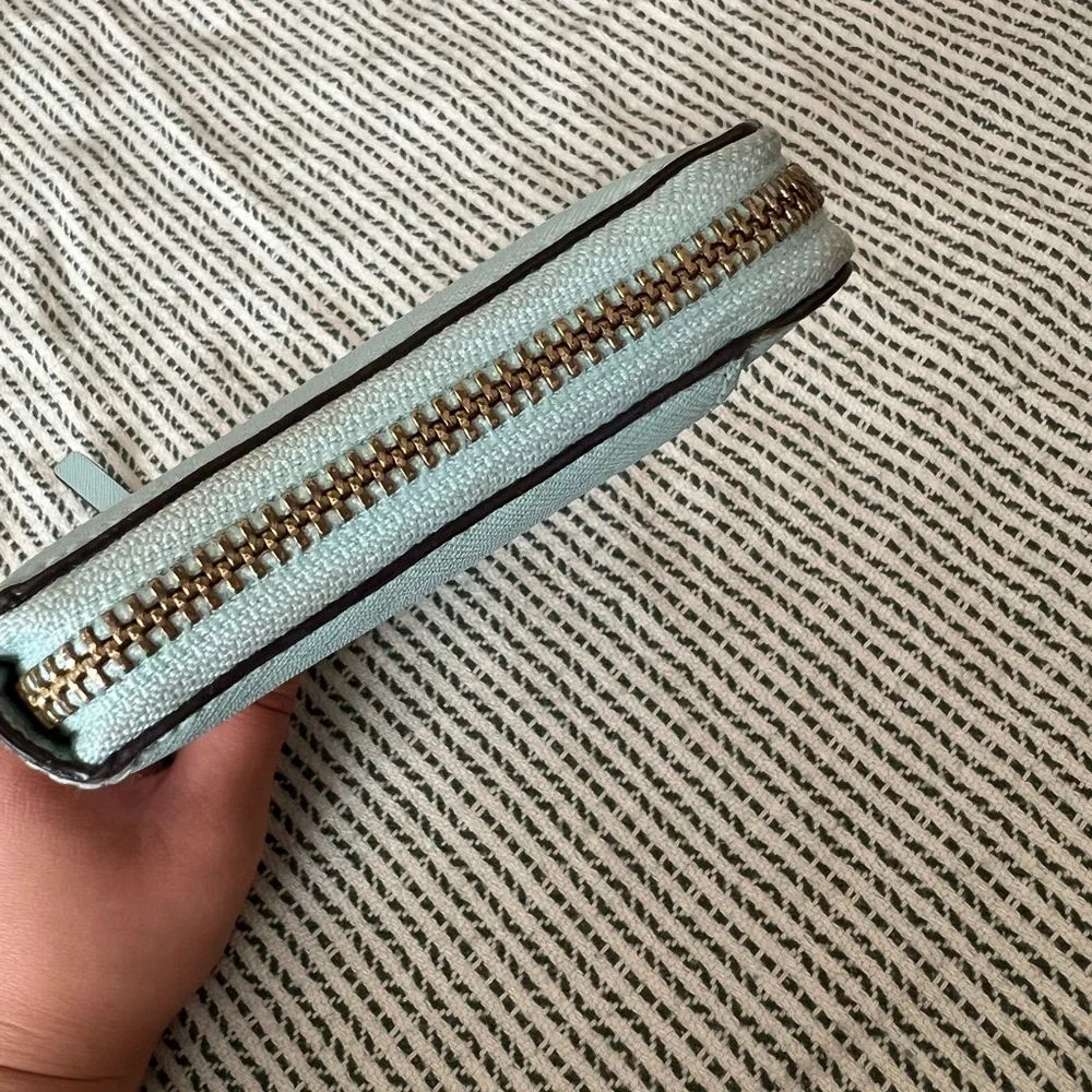 Kate Spade Wallet - Picture 5 of 12